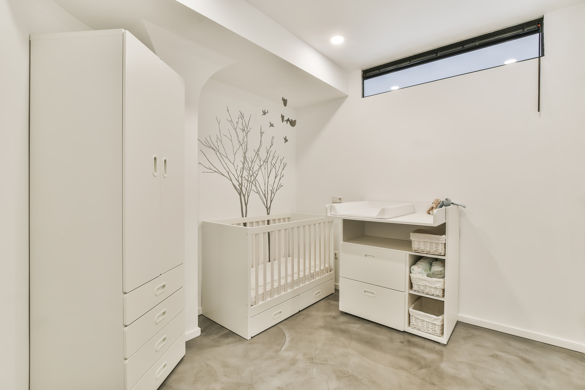 Minimalist baby room