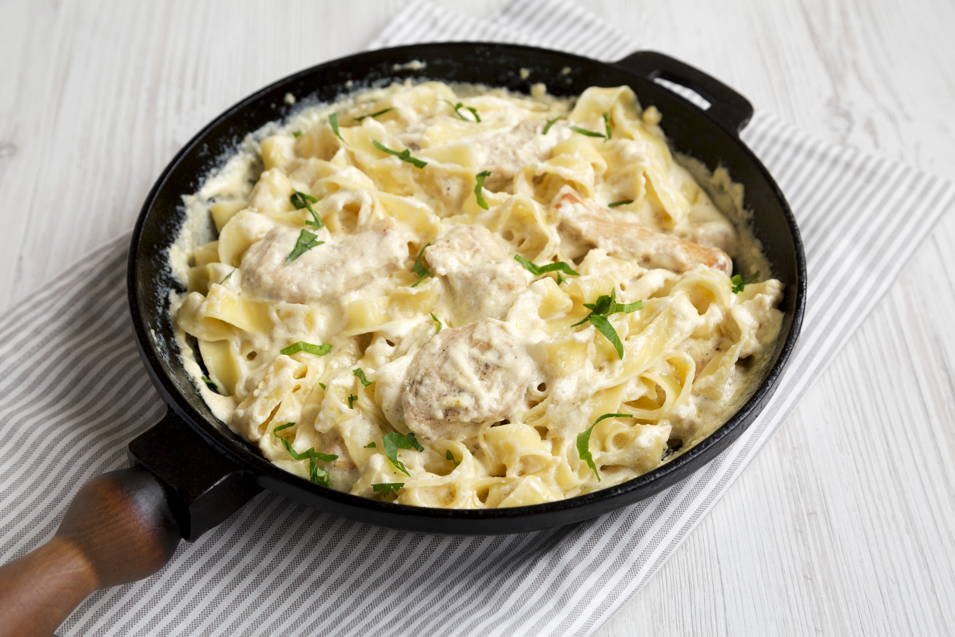 Creamy Garlic Chicken Pasta