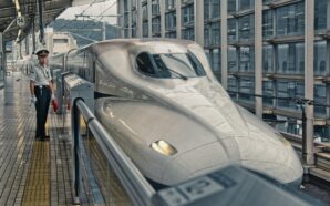 Japan Introduces Earthquake-Resistant 200mph Bullet Train with British Expertise