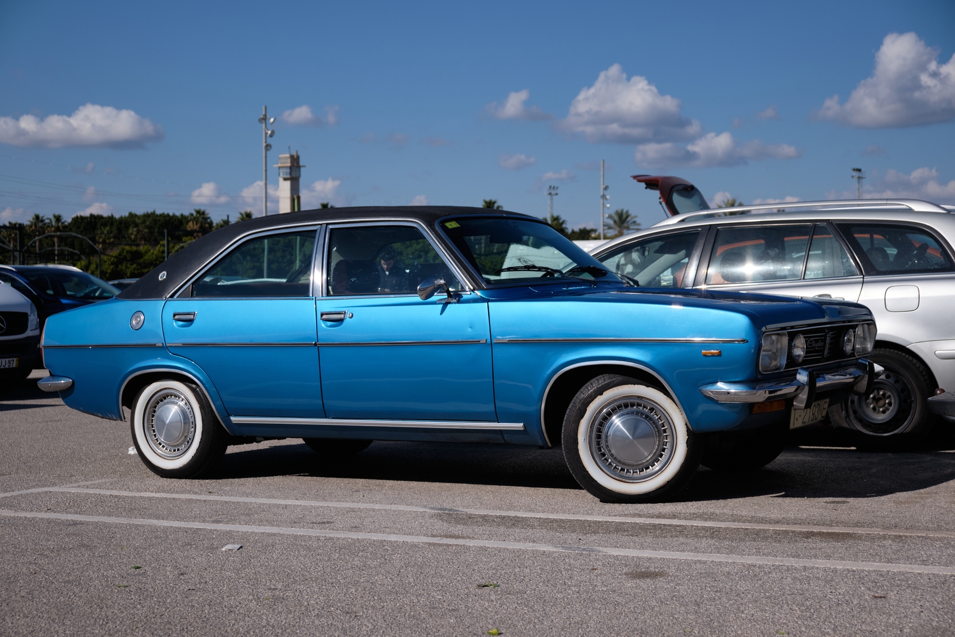 Talbot Tagora, Talbot