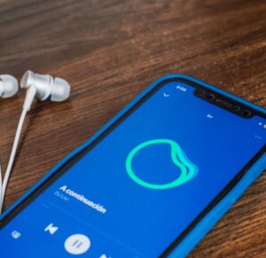 Chat with Spotify’s AI DJ – Now You Can Text Your Song Requests!