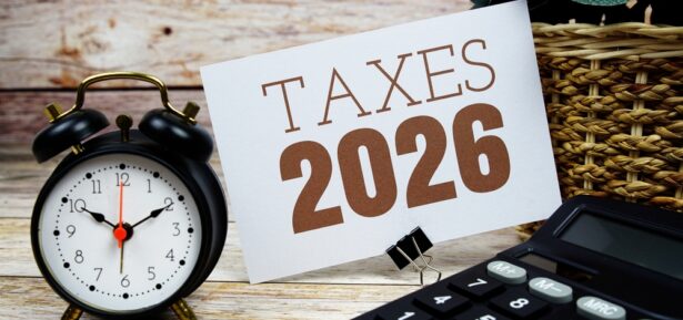 Bigger Tax Refunds Coming in 2026 as IRS Delay and Trump Law Give Americans a Boost