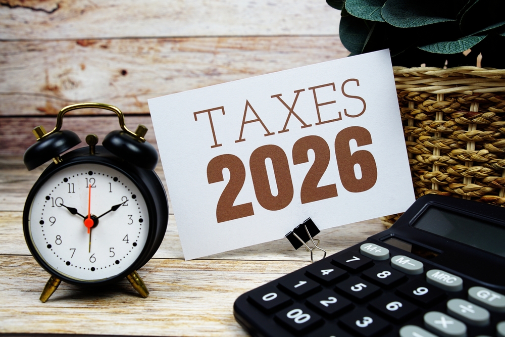 Bigger Tax Refunds Coming in 2026 as IRS Delay and Trump Law Give Americans a Boost