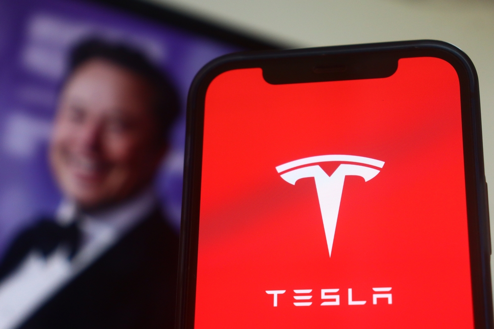 Tesla’s $1 Trillion Question as Shareholders Decide Musk’s Mega Pay Deal
