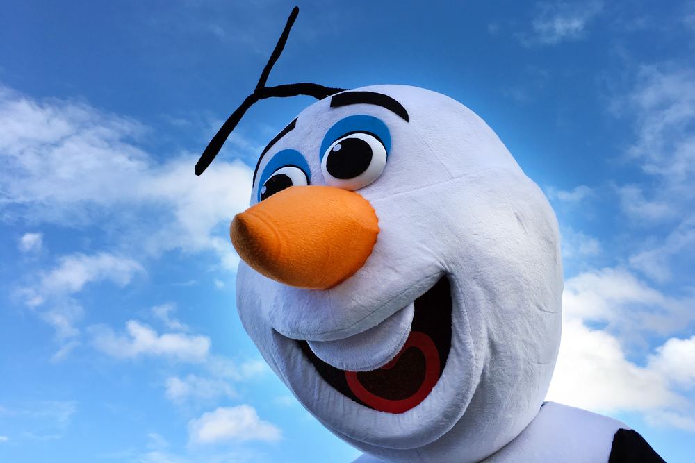 Disney Brings Olaf to Life with Incredible AI-Powered Snowman Robot