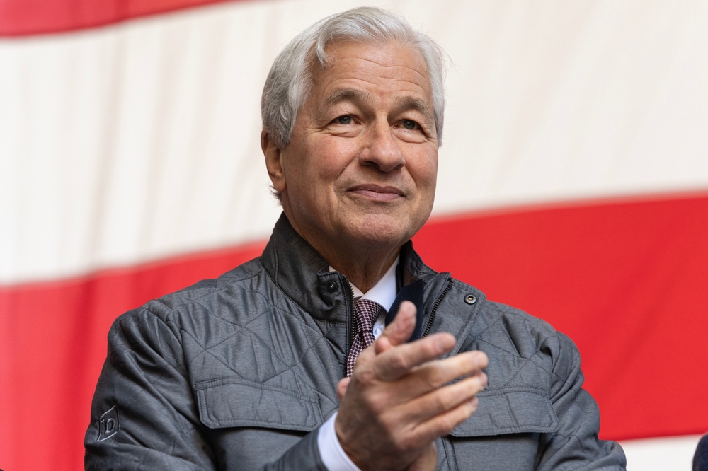 Jamie Dimon Fires Back at “Debanking” Claims with Calm but Clear Rebuke