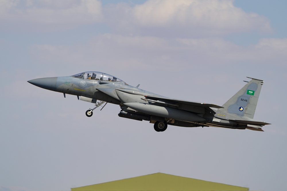 Saudi Airstrikes Target UAE-Linked Arms at Yemen Port