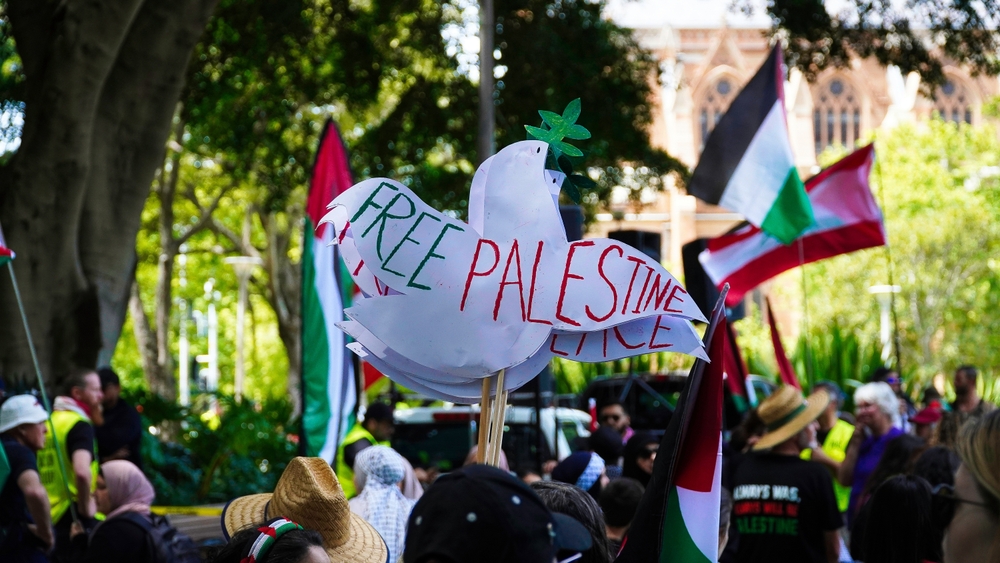 Sydney Protests Clash with Police During Herzog Visit