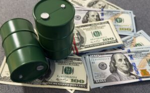 Crude Prices Jump 5% Amid Strait of Hormuz Navigation Uncertainty