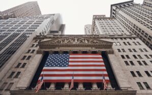 U.S. 10-Year Treasury Yield Hits 5% Benchmark as Wall Street…